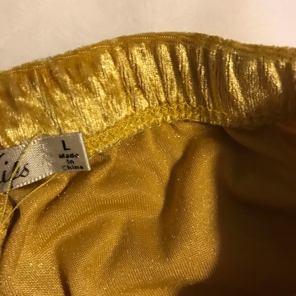 Shorts - Picture 2 of 2